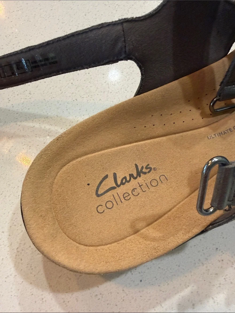 Clarks Women's Metallic Silver Strappy Comfort Sandals Size 11